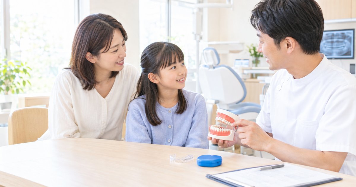 生え替わり中、今相談すべき？小児矯正の1期治療と2期治療の違い